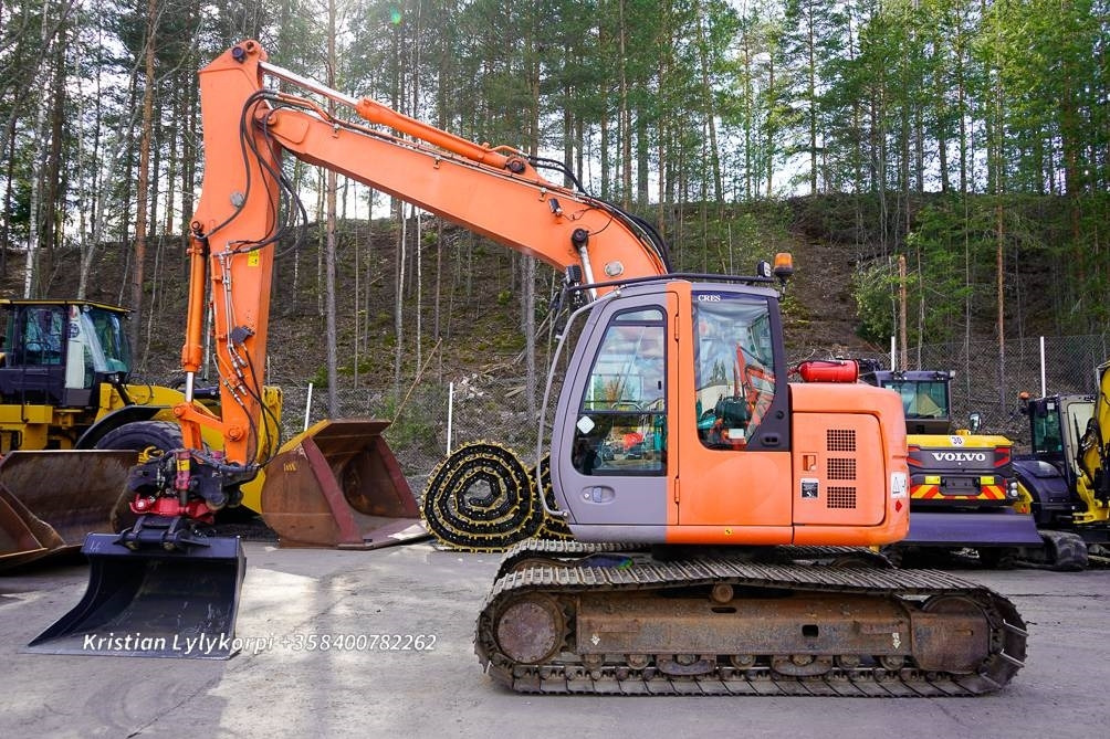Hitachi ZX135US VÄHÄN AJETTU - Верижен багер: снимка 1 Hitachi ZX135US VÄHÄN AJETTU - Верижен багер: снимка 1