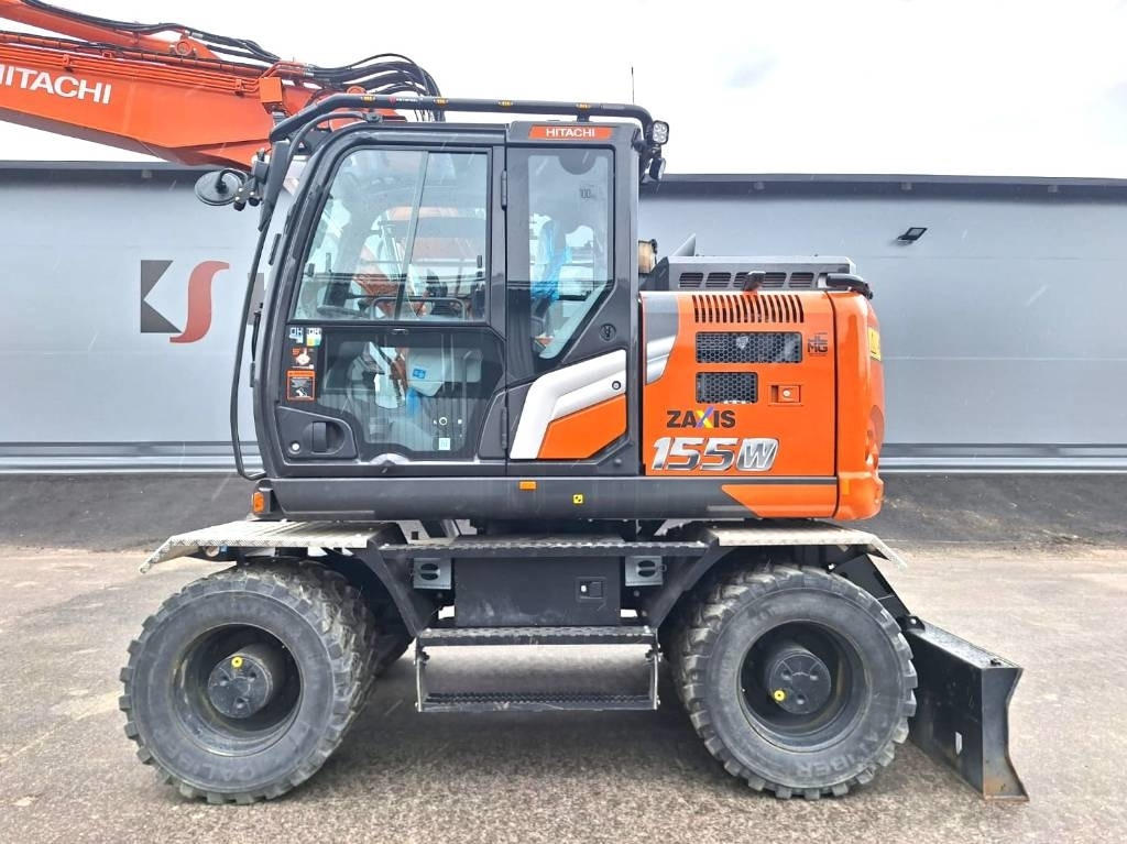Hitachi ZX155W-7 PYÖRITTÄJÄ, YM. - Колесен багер: снимка 2 Hitachi ZX155W-7 PYÖRITTÄJÄ, YM. - Колесен багер: снимка 2