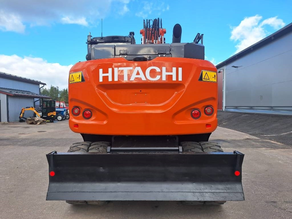 Hitachi ZX155W-7 -STAGE 5- VÄHÄN AJETTU - Колесен багер: снимка 3 Hitachi ZX155W-7 -STAGE 5- VÄHÄN AJETTU - Колесен багер: снимка 3