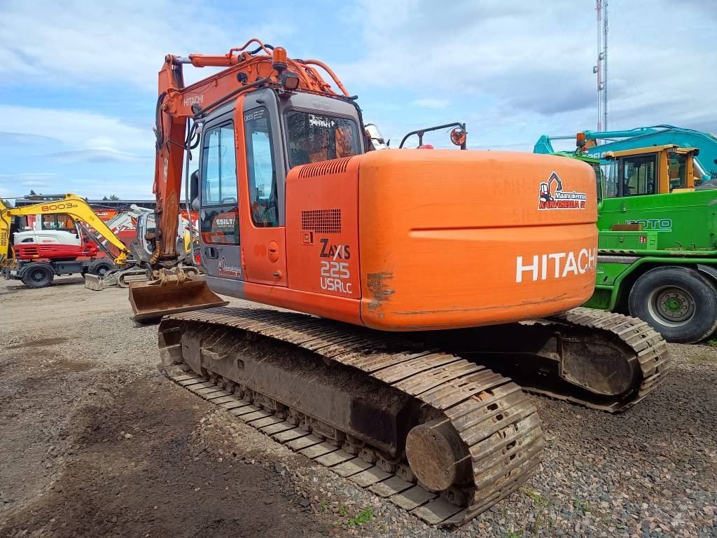 Hitachi ZX225USR KALLISTAJALLA - Верижен багер: снимка 3 Hitachi ZX225USR KALLISTAJALLA - Верижен багер: снимка 3