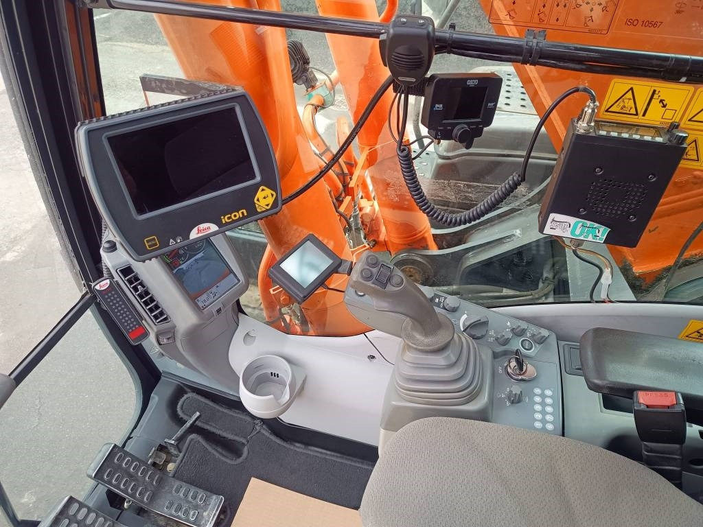 Верижен багер Hitachi ZX290LC-5 HUIPPUVARUSTEET: снимка 17