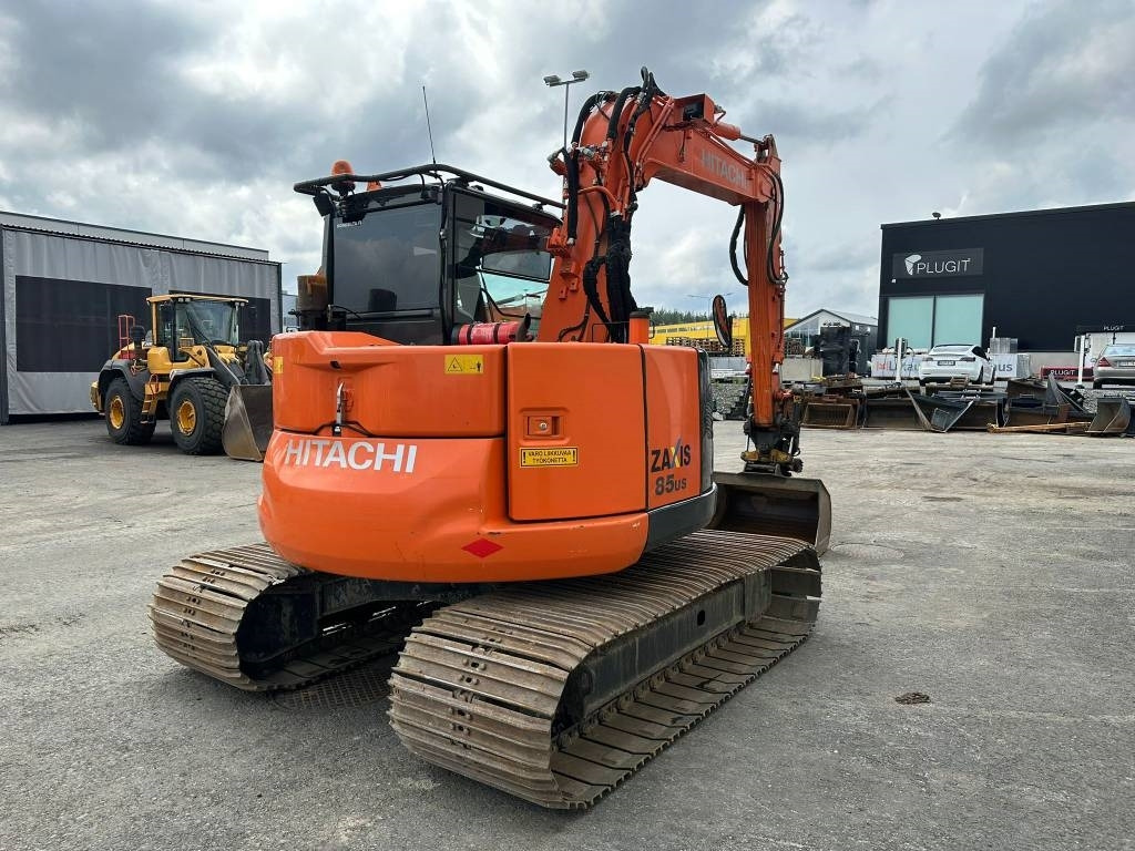 Hitachi ZX85US-5 800mm telat 6kpl työlaitteet mukaan - Мини багер: снимка 2 Hitachi ZX85US-5 800mm telat 6kpl työlaitteet mukaan - Мини багер: снимка 2