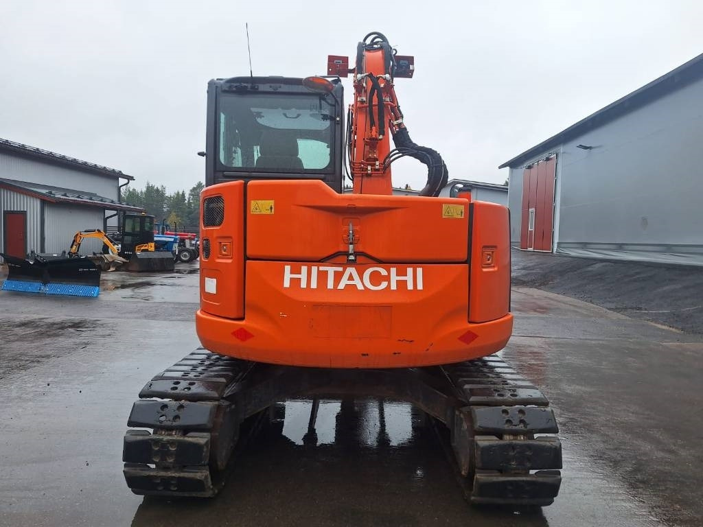 Hitachi ZX85US-5 PYÖRITTÄJÄLLÄ - Мини багер: снимка 3 Hitachi ZX85US-5 PYÖRITTÄJÄLLÄ - Мини багер: снимка 3