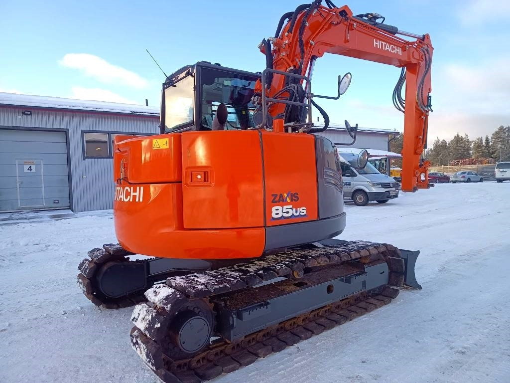 Hitachi ZX85US-6 KUIN UUSI - Мини багер: снимка 4 Hitachi ZX85US-6 KUIN UUSI - Мини багер: снимка 4