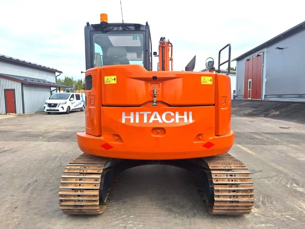 Hitachi ZX85USB-6 - Мини багер: снимка 3 Hitachi ZX85USB-6 - Мини багер: снимка 3