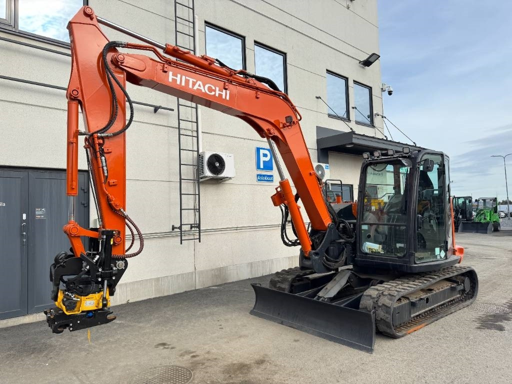 Hitachi ZX85USB-6, Uudella engcon EC209 tiltillä - Мини багер: снимка 2 Hitachi ZX85USB-6, Uudella engcon EC209 tiltillä - Мини багер: снимка 2