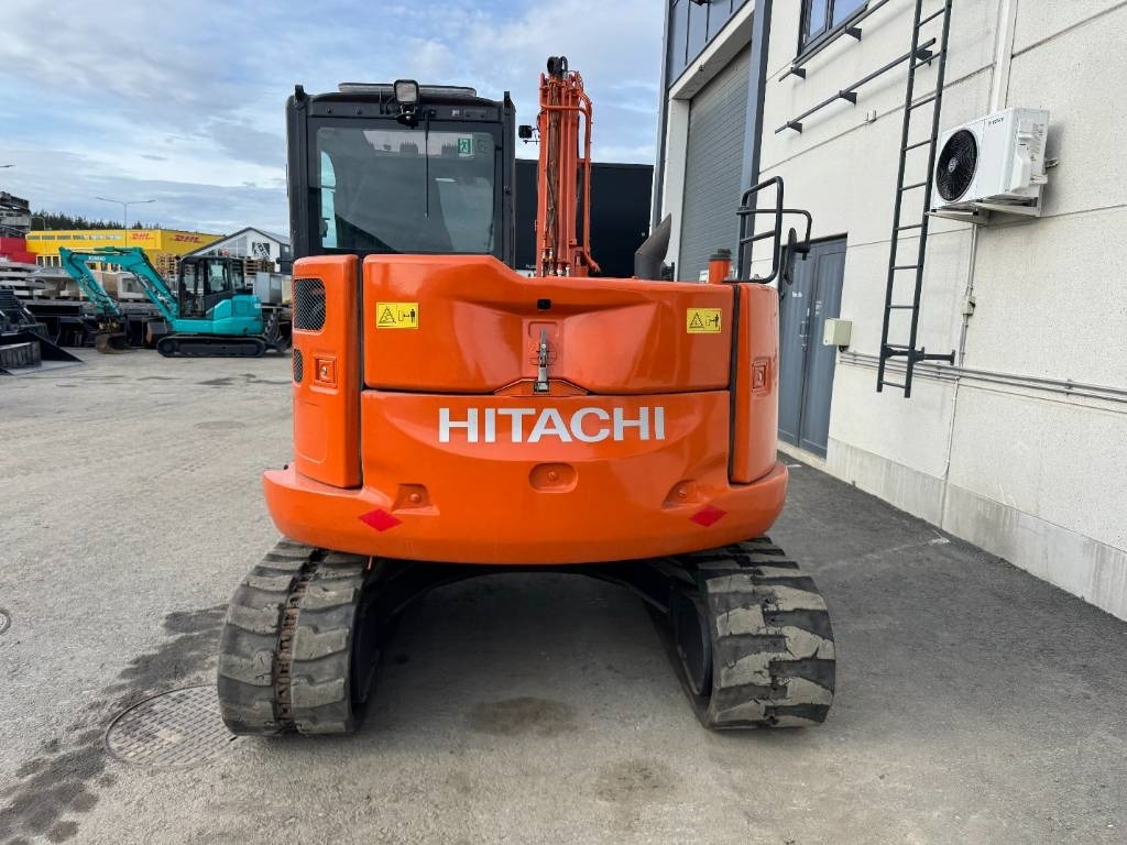 Hitachi ZX85USB-6, Uudella engcon EC209 tiltillä - Мини багер: снимка 4 Hitachi ZX85USB-6, Uudella engcon EC209 tiltillä - Мини багер: снимка 4