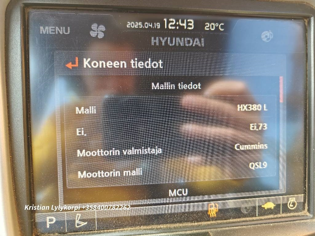 Верижен багер Hyundai HX380L VÄHÄN AJETTU: снимка 28