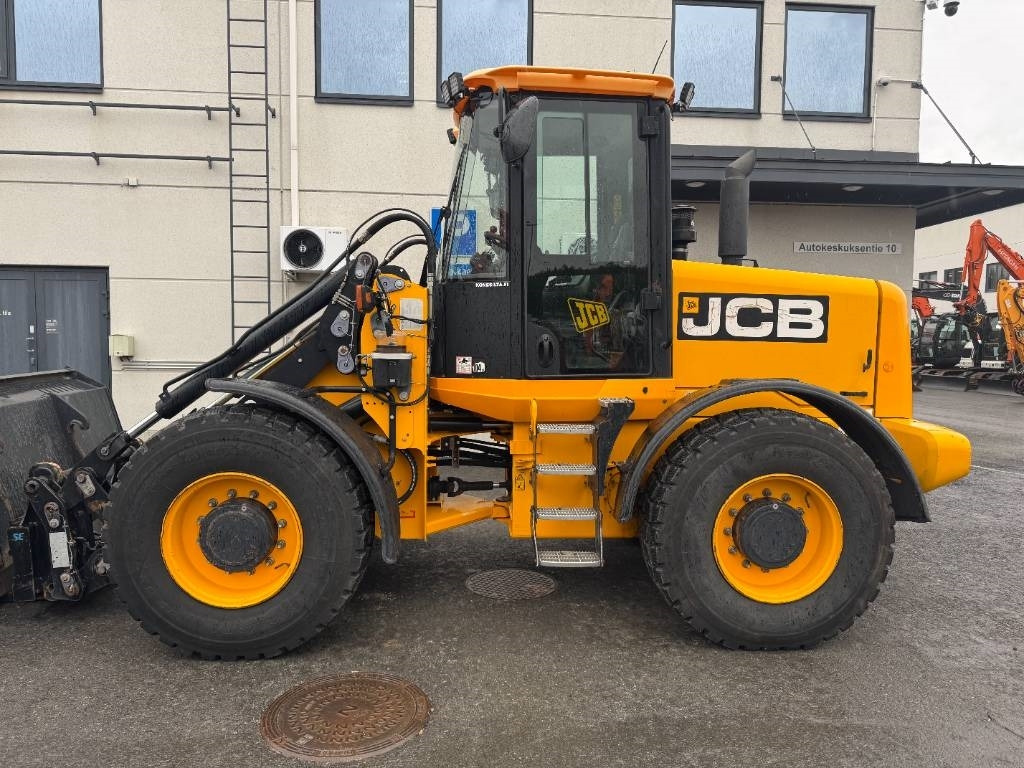 JCB 416 HT HYVÄT VARUSTEET - Колесен товарач: снимка 2 JCB 416 HT HYVÄT VARUSTEET - Колесен товарач: снимка 2