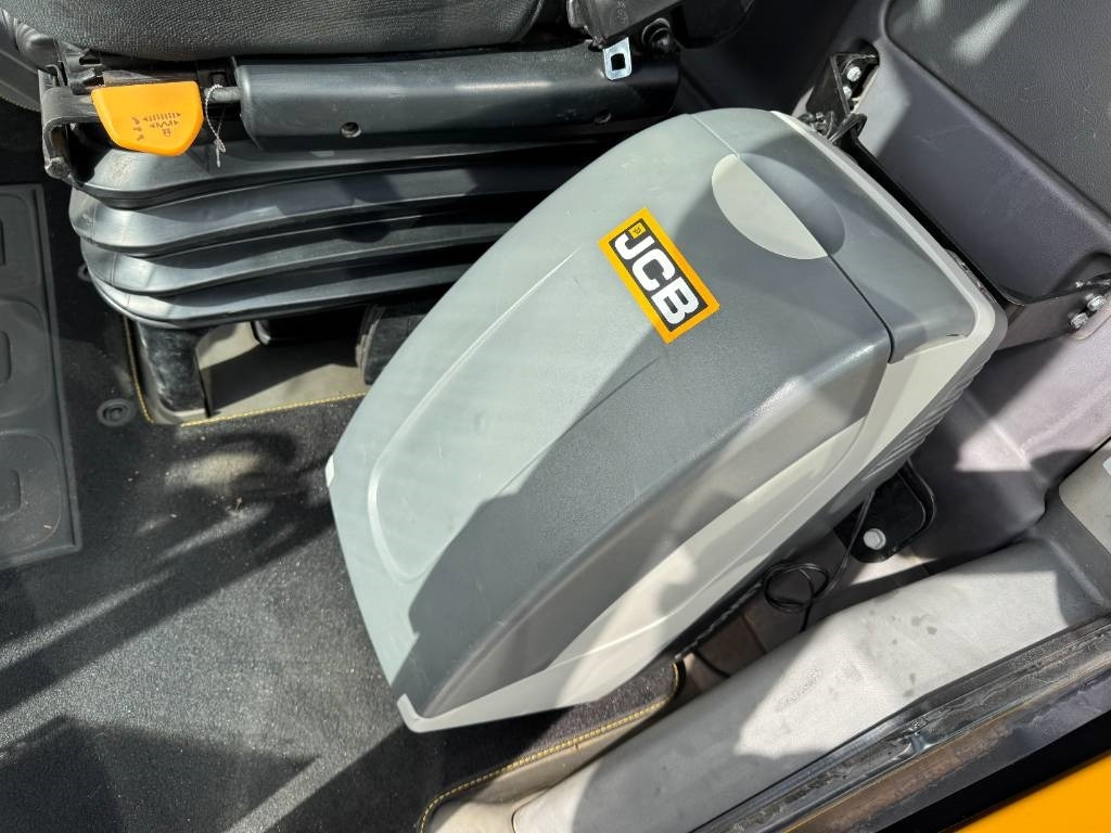 Колесен товарач JCB 417: снимка 12