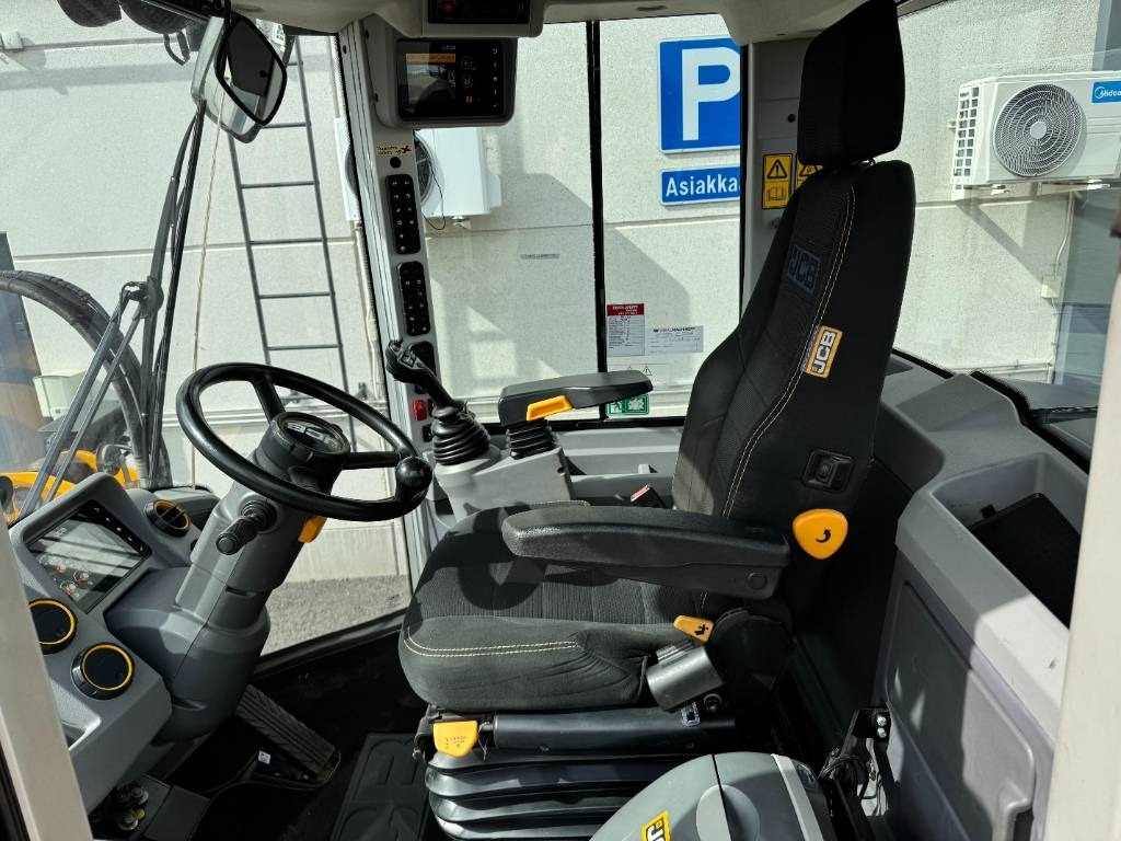 Колесен товарач JCB 417: снимка 11