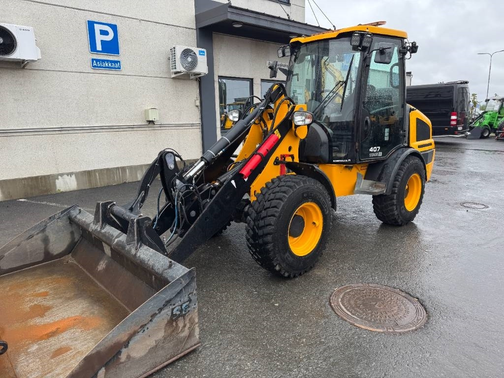 JCB MYYTY! SOLD! 407 SV - Колесен товарач: снимка 3 JCB MYYTY! SOLD! 407 SV - Колесен товарач: снимка 3