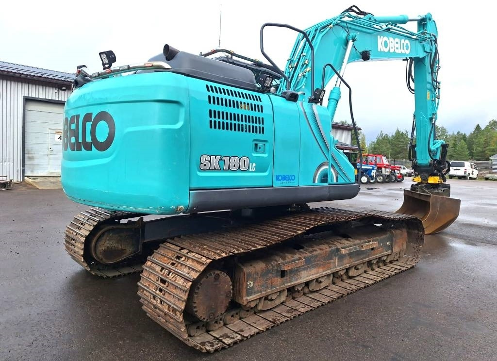 Kobelco SK180LC-10 PYÖRITTÄJÄLLÄ - Верижен багер: снимка 4 Kobelco SK180LC-10 PYÖRITTÄJÄLLÄ - Верижен багер: снимка 4