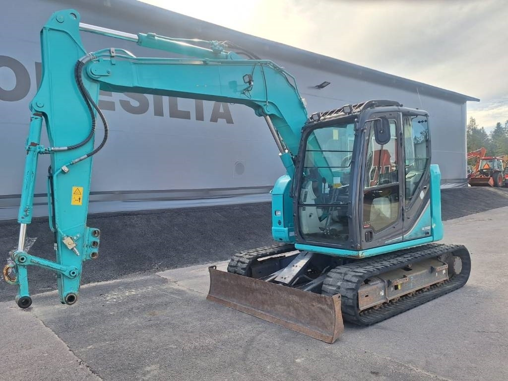 Лизинг на Kobelco SK75SR-3E -VÄHÄN AJETTU-  Kobelco SK75SR-3E -VÄHÄN AJETTU-: снимка 6