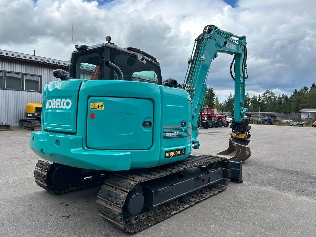 Kobelco SK85MSR-3 PYÖRITTÄJÄLLÄ - Мини багер: снимка 4 Kobelco SK85MSR-3 PYÖRITTÄJÄLLÄ - Мини багер: снимка 4