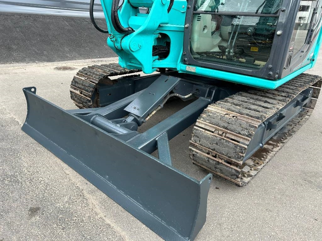 Лизинг на Kobelco SK85MSR-3 PYÖRITTÄJÄLLÄ  Kobelco SK85MSR-3 PYÖRITTÄJÄLLÄ: снимка 9