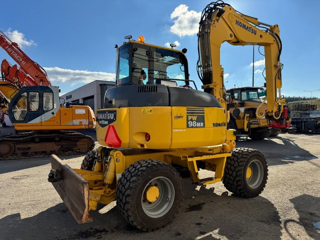 Komatsu PW 98 MR-6 - Колесен багер: снимка 5 Komatsu PW 98 MR-6 - Колесен багер: снимка 5
