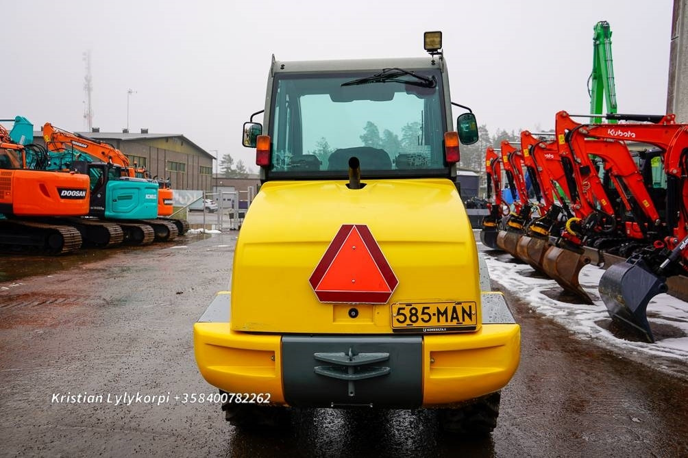 Kramer 750 UUDET RENKAAT - Колесен товарач: снимка 4 Kramer 750 UUDET RENKAAT - Колесен товарач: снимка 4