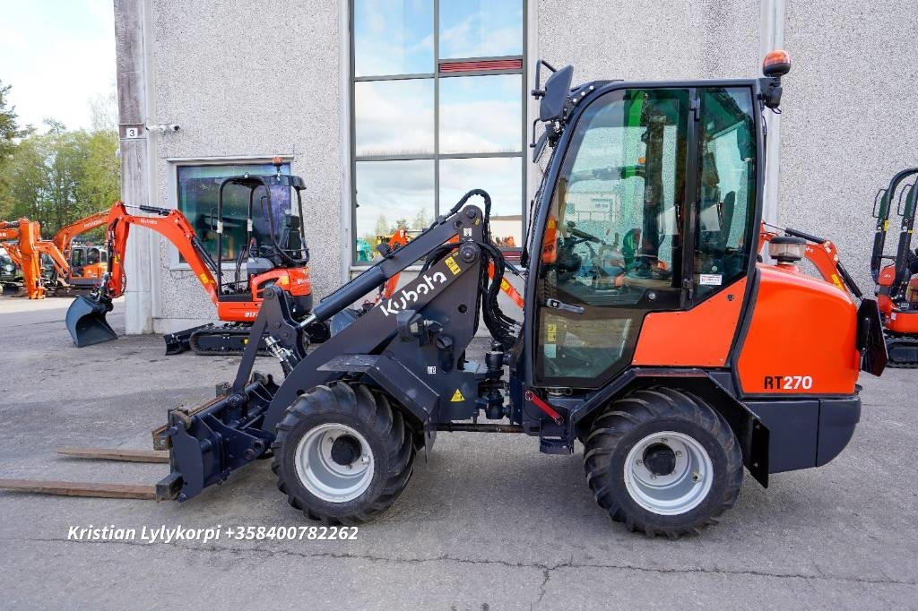 Kubota RT270 UUDET RENKAAT - Компактен товарач: снимка 1 Kubota RT270 UUDET RENKAAT - Компактен товарач: снимка 1
