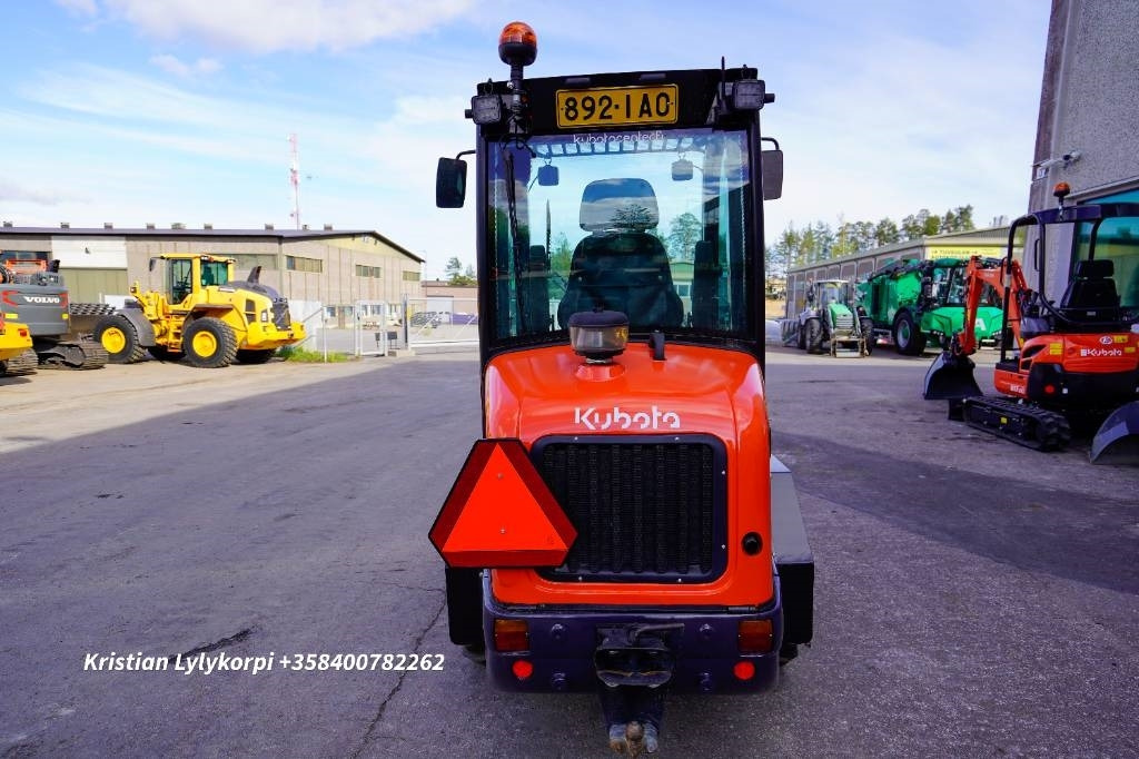 Kubota RT270 UUDET RENKAAT - Компактен товарач: снимка 4 Kubota RT270 UUDET RENKAAT - Компактен товарач: снимка 4