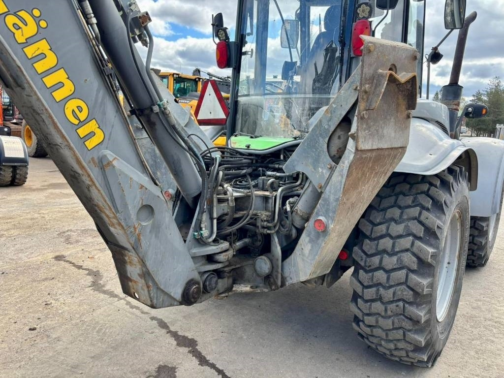 Lännen 8600 C - Багер-товарач: снимка 4 Lännen 8600 C - Багер-товарач: снимка 4