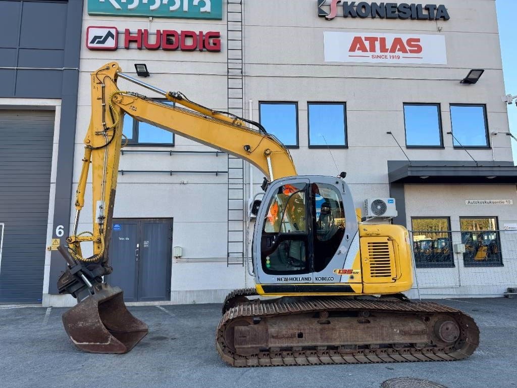 New Holland E 135 SR LC - Верижен багер: снимка 1 New Holland E 135 SR LC - Верижен багер: снимка 1