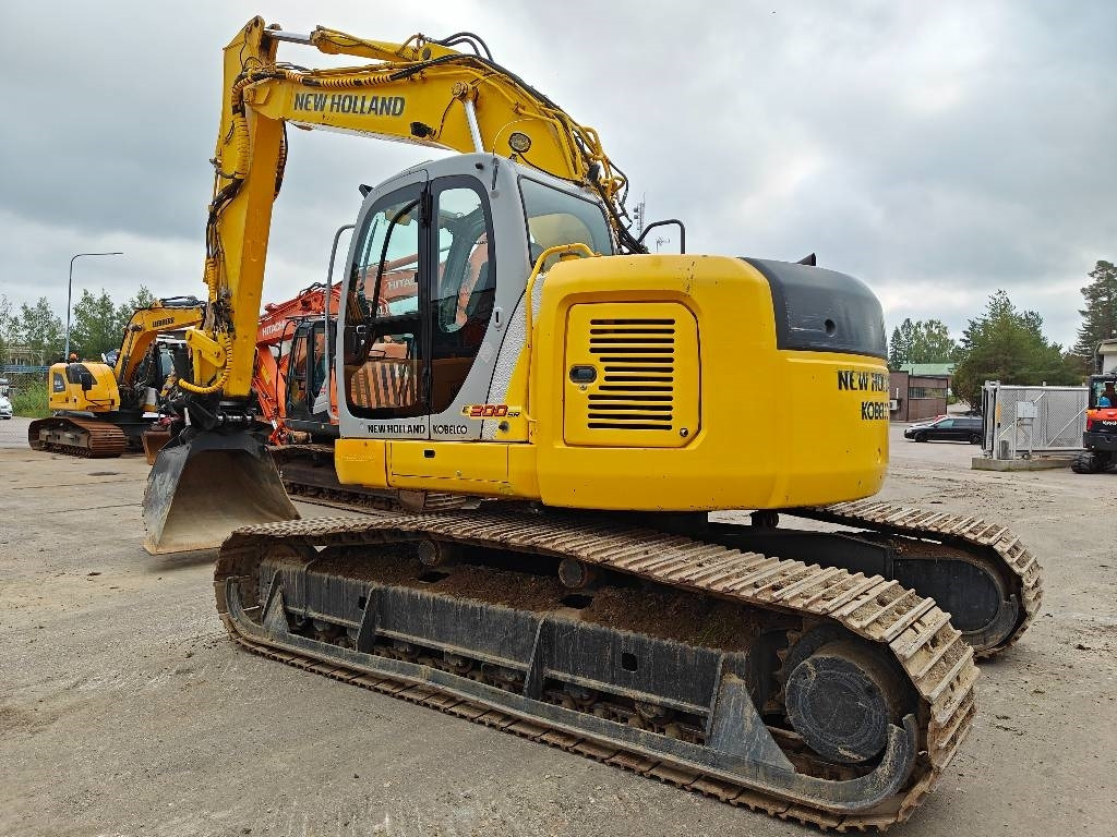 New Holland E200SRLC KALLISTUVA KAUHA - Верижен багер: снимка 2 New Holland E200SRLC KALLISTUVA KAUHA - Верижен багер: снимка 2