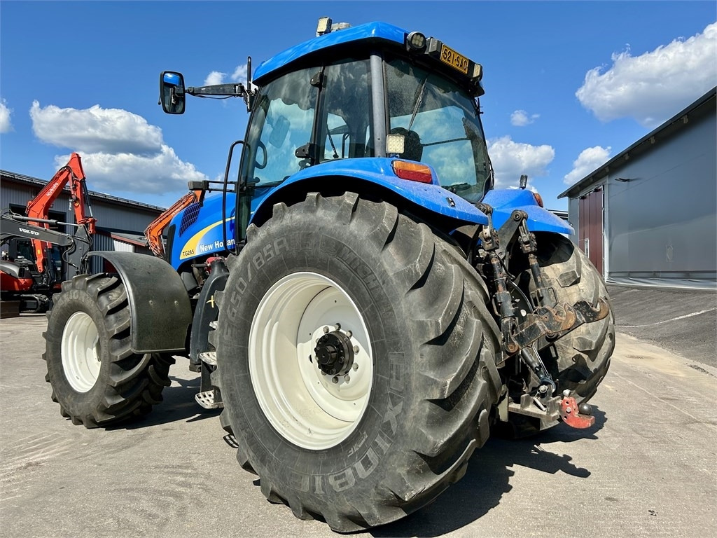 New Holland TG285  - Трактор: снимка 4 New Holland TG285  - Трактор: снимка 4