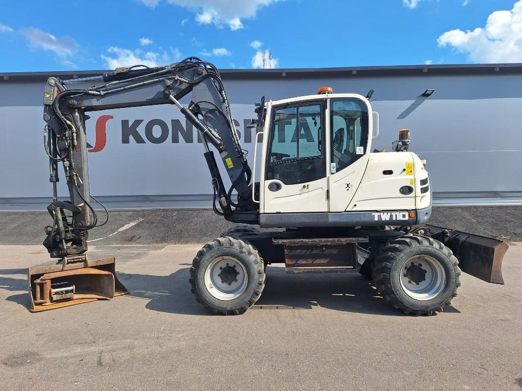 Terex TW110 PYÖRITTÄJÄ, YM. - Колесен багер: снимка 1 Terex TW110 PYÖRITTÄJÄ, YM. - Колесен багер: снимка 1