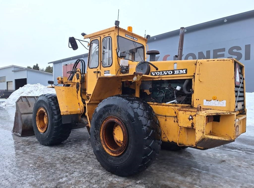 Volvo BM 4500 - Колесен товарач: снимка 2 Volvo BM 4500 - Колесен товарач: снимка 2