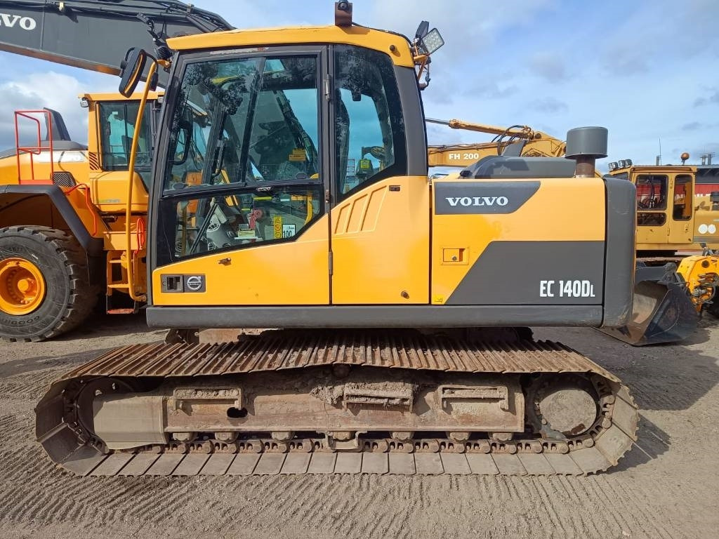 Volvo EC140DL PYÖRITTÄJÄLLÄ - Верижен багер: снимка 2 Volvo EC140DL PYÖRITTÄJÄLLÄ - Верижен багер: снимка 2