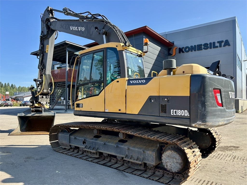 Volvo EC180DL PYÖRITTÄJÄLLÄ - Верижен багер: снимка 3 Volvo EC180DL PYÖRITTÄJÄLLÄ - Верижен багер: снимка 3