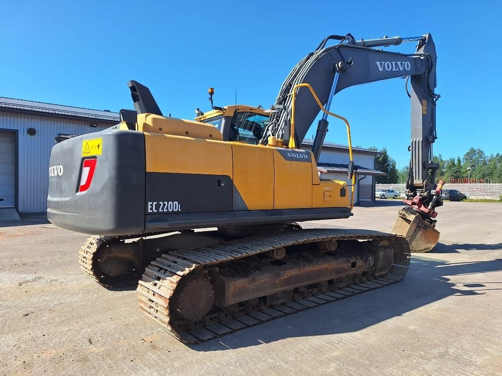 Volvo EC220DL PYÖRITTÄJÄLLÄ - Верижен багер: снимка 4 Volvo EC220DL PYÖRITTÄJÄLLÄ - Верижен багер: снимка 4