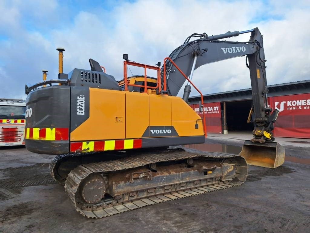 Volvo EC220EL HUIPPUVARUSTEILLA  - Верижен багер: снимка 4 Volvo EC220EL HUIPPUVARUSTEILLA  - Верижен багер: снимка 4