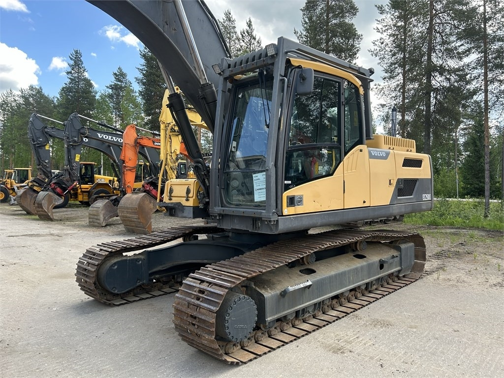 Volvo EC250DNL PYÖRITTÄJÄLLÄ - Верижен багер: снимка 2 Volvo EC250DNL PYÖRITTÄJÄLLÄ - Верижен багер: снимка 2