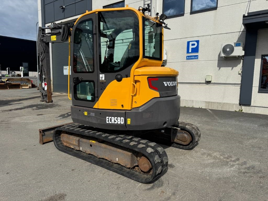 Volvo ECR 58 D VÄHÄN AJETTU - Мини багер: снимка 3 Volvo ECR 58 D VÄHÄN AJETTU - Мини багер: снимка 3