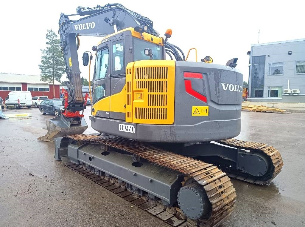 Volvo ECR235DL PYÖRITTÄJÄLLÄ - Верижен багер: снимка 3 Volvo ECR235DL PYÖRITTÄJÄLLÄ - Верижен багер: снимка 3
