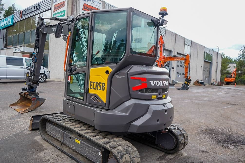 Volvo ECR58F EX-DEMO - Мини багер: снимка 3 Volvo ECR58F EX-DEMO - Мини багер: снимка 3