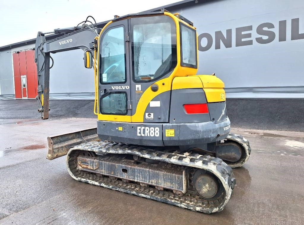 Volvo ECR88 - Мини багер: снимка 2 Volvo ECR88 - Мини багер: снимка 2