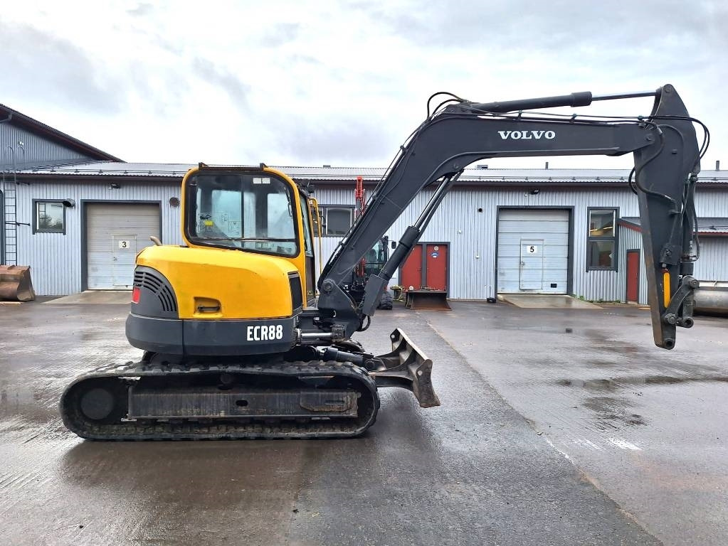 Volvo ECR88 - Мини багер: снимка 5 Volvo ECR88 - Мини багер: снимка 5