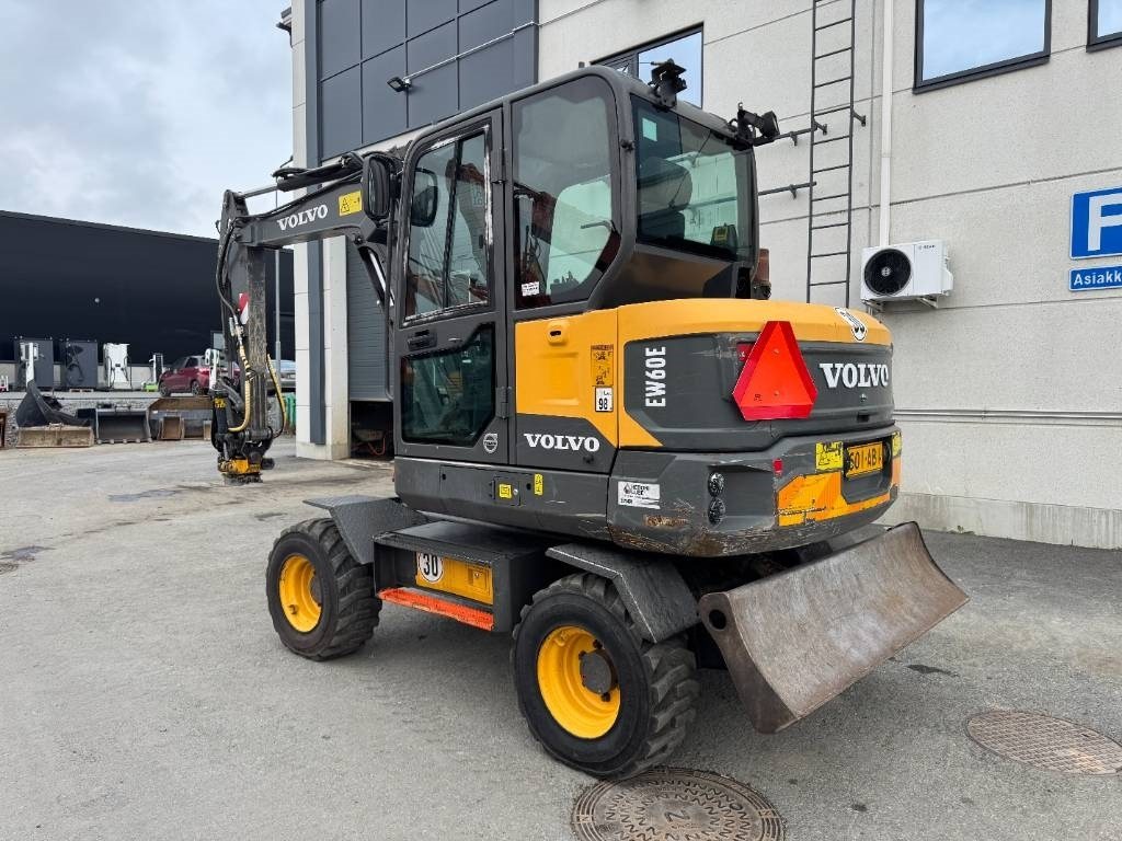 Volvo EW 60 E - Колесен багер: снимка 3 Volvo EW 60 E - Колесен багер: снимка 3