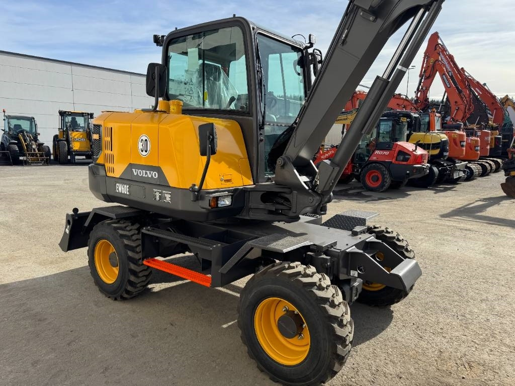 Нови Колесен багер Volvo EW60E, Käyttämätön: снимка 7