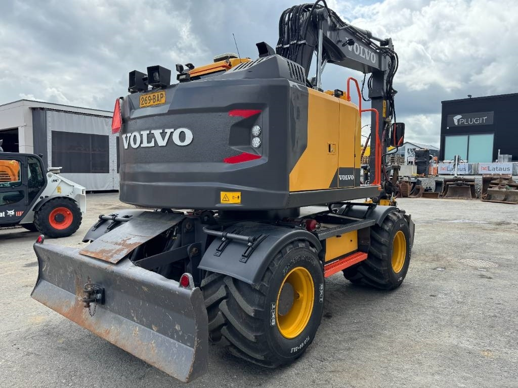 Volvo EWR150E ENGCON+PIHDIT - Колесен багер: снимка 5 Volvo EWR150E ENGCON+PIHDIT - Колесен багер: снимка 5