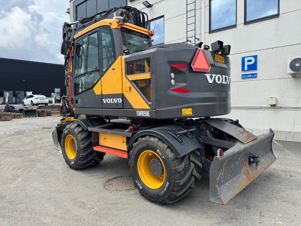 Volvo EWR150E ENGCON+PIHDIT - Колесен багер: снимка 3 Volvo EWR150E ENGCON+PIHDIT - Колесен багер: снимка 3