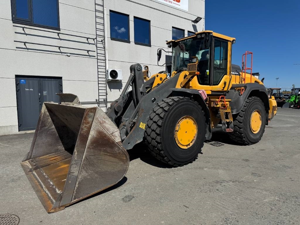 Volvo L 110 H - Колесен товарач: снимка 2 Volvo L 110 H - Колесен товарач: снимка 2