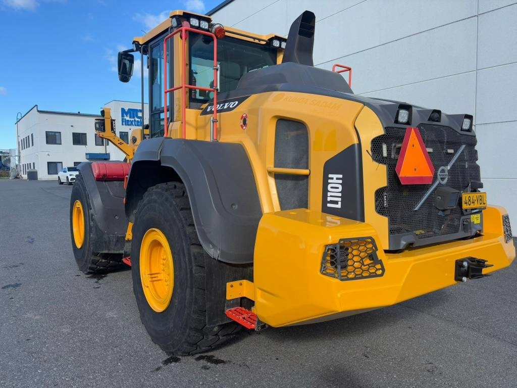 Volvo L 110 H - Колесен товарач: снимка 2 Volvo L 110 H - Колесен товарач: снимка 2