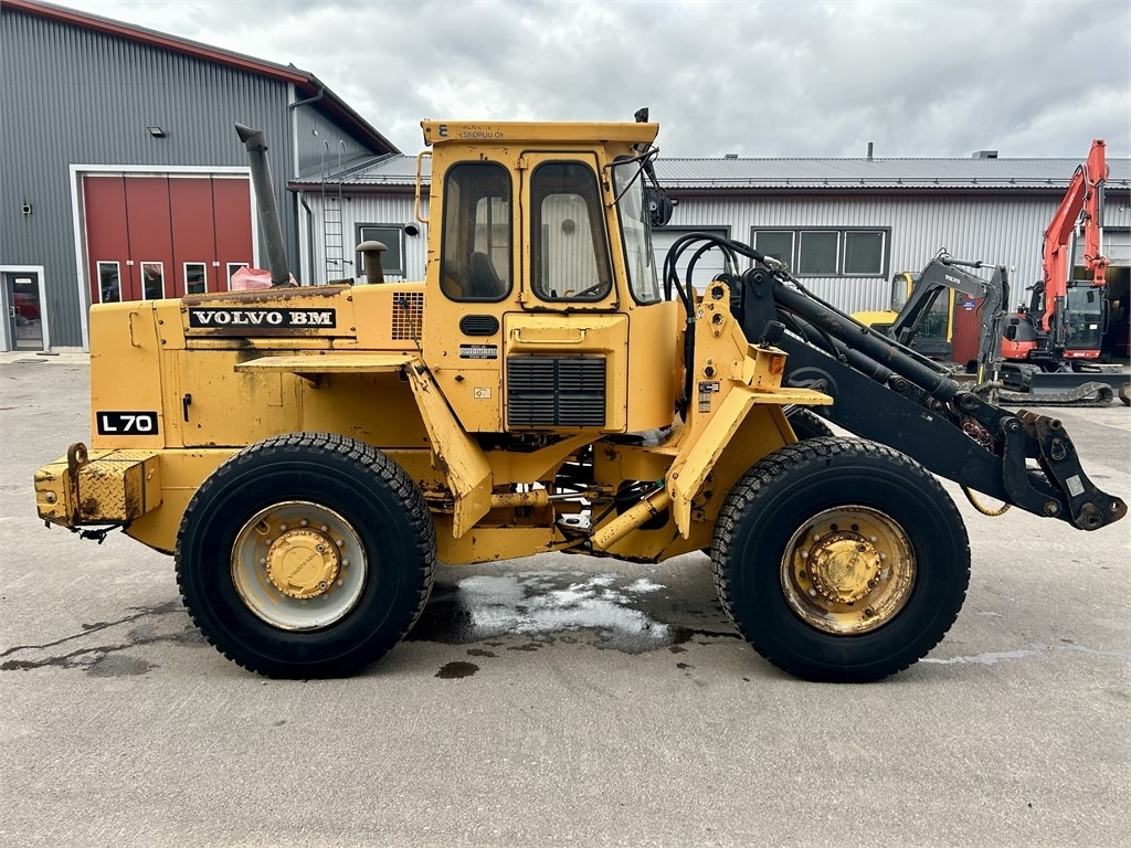 Volvo L 70  - Колесен товарач: снимка 5 Volvo L 70  - Колесен товарач: снимка 5