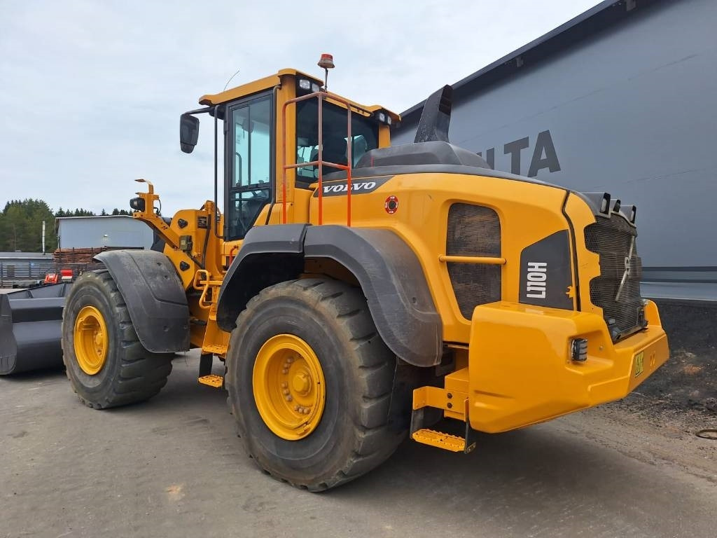Volvo L110H MYYTY! SOLD! LONG BOOM, VAAKA, YM - Колесен товарач: снимка 3 Volvo L110H MYYTY! SOLD! LONG BOOM, VAAKA, YM - Колесен товарач: снимка 3