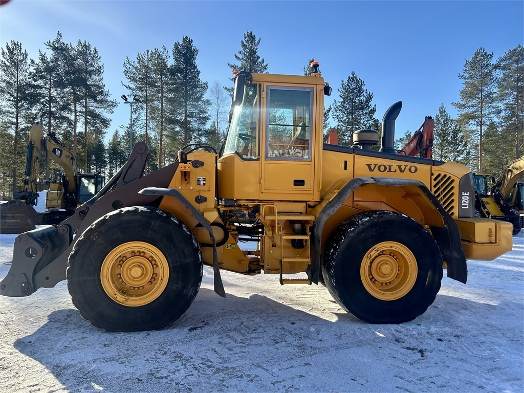 Volvo L120E RASVARILLA - Колесен товарач: снимка 1 Volvo L120E RASVARILLA - Колесен товарач: снимка 1