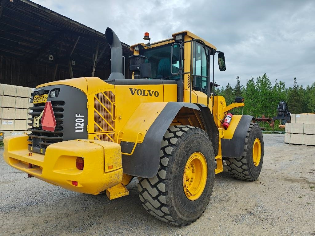 Volvo L120F RASVARI YM. - Колесен товарач: снимка 2 Volvo L120F RASVARI YM. - Колесен товарач: снимка 2